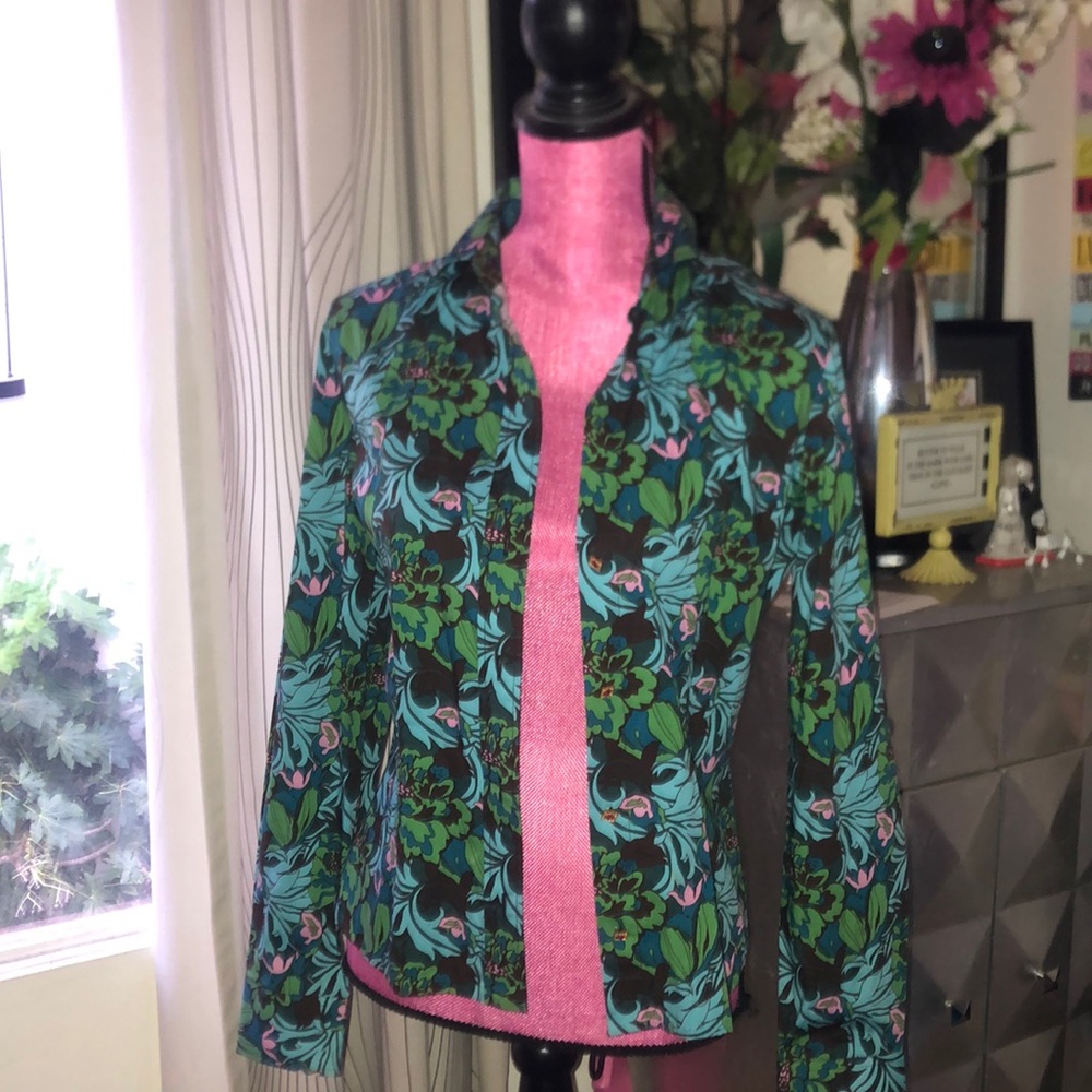 Limited blue green floral blouse